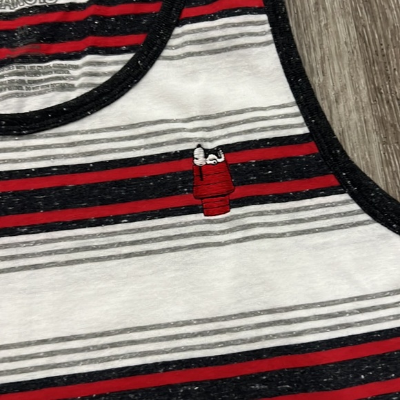 Peanuts tank top. Size medium men’s. GUC - Picture 2 of 3